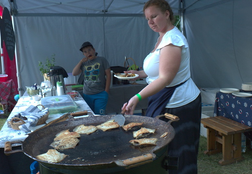 TX 14 07 L1079632.DNG